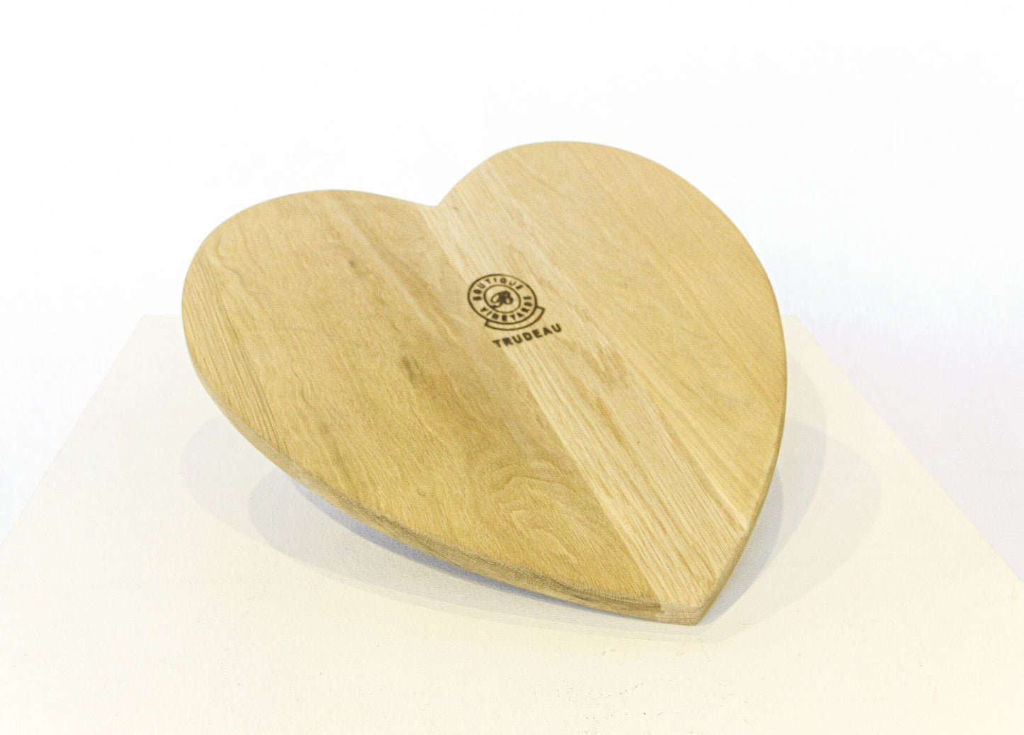 Trudeau Oak Heart Board Large